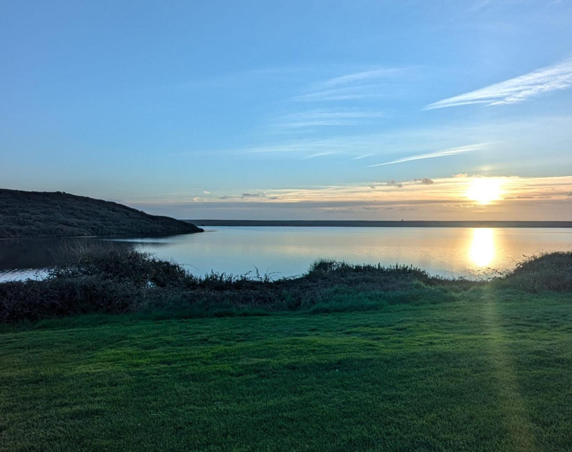 Beautifully Presented Dog Friendly Caravan On Very Popular Littlesea Holiday Haven Park Weymouth Wyke Regis Exteriör bild